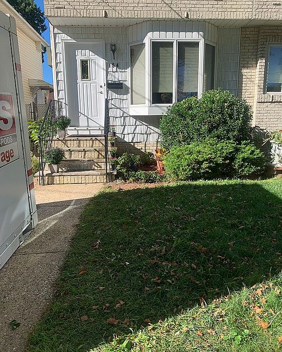1st image of 154 Stobe Ave