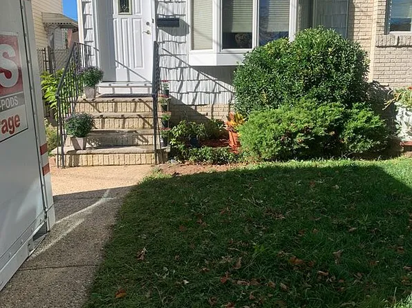 154 Stobe Ave, Staten Island, NY 10306