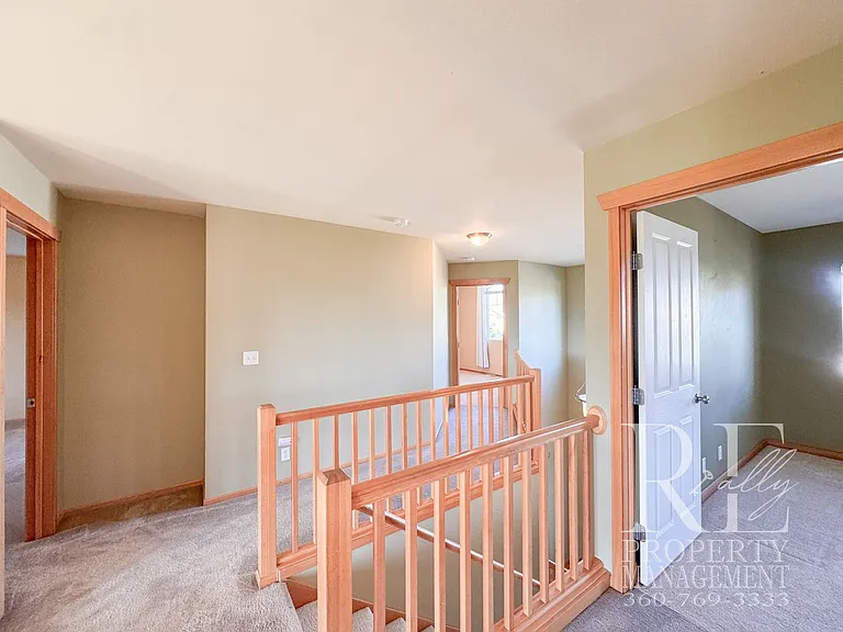 18128 Mount Walker Dr NE — Photo 20