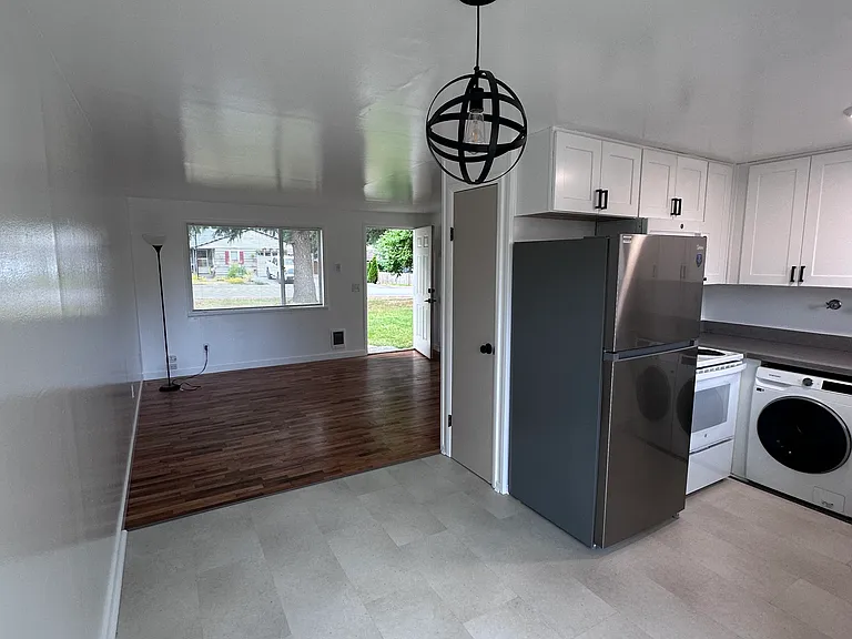 115 Barbara Ln — Photo 7