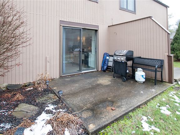 3rd image of 26686 Lake Of The Falls Blvd