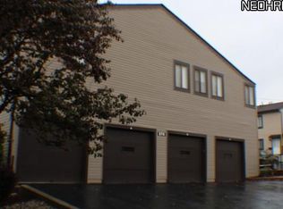 578 Turney Rd APT C, Bedford, OH 44146