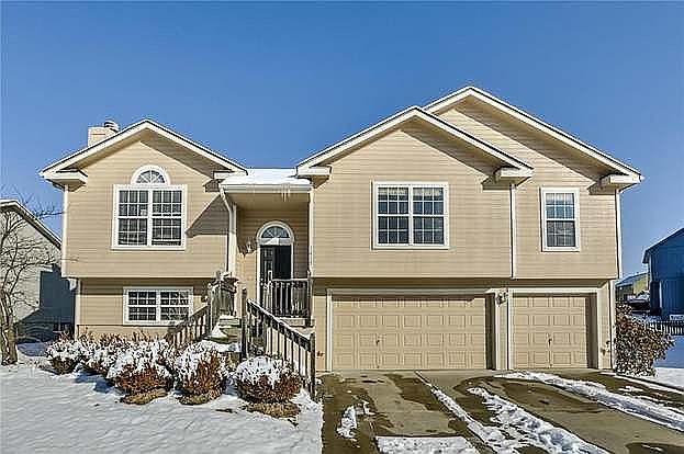1st image of 1415 Honeysuckle Dr