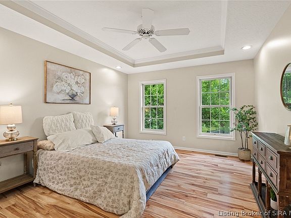 2nd image of 3218 Hadleigh Place