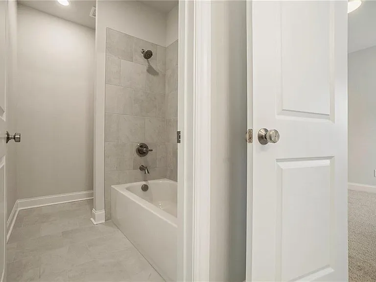 106 Basil St — Photo 18