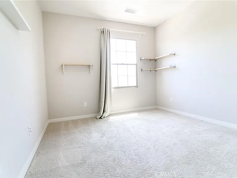 101 Tallowood — Photo 10