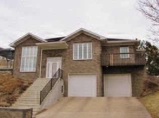 129 Hyde Dr, Pierre, SD 57501