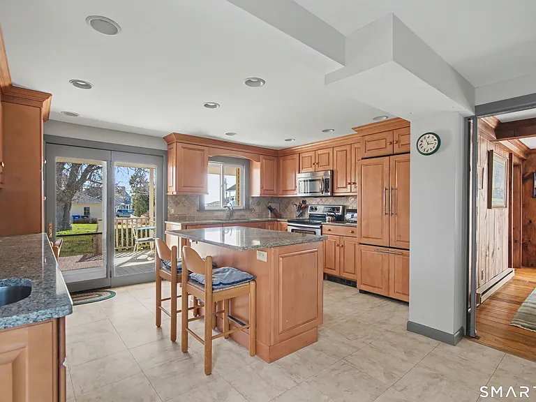 217 W Shore Ave — Photo 11