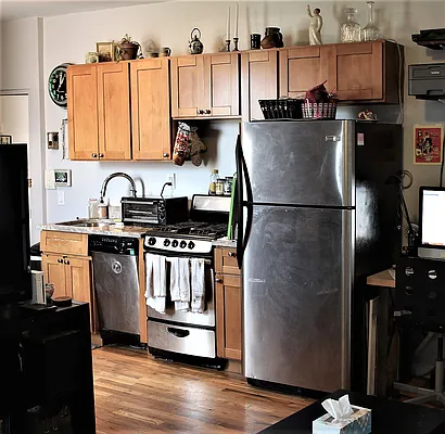 Rented by The Hamilton Group | media 19