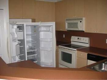 3rd image of 1229 NE 32nd Ave