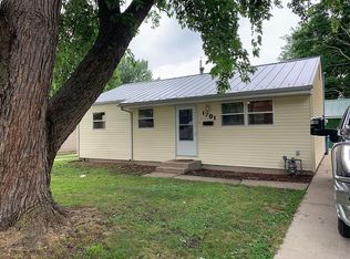 1701 N Schrader Ave, Springfield, IL 62702