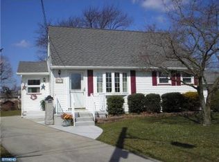 39 Benson Ln, Hamilton, NJ 08610