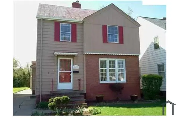 10408 Grace Ave photo 1