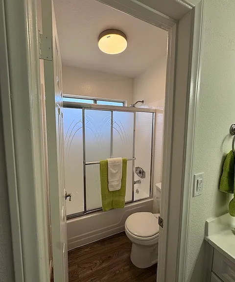 16251 Woodruff Ave — Photo 25
