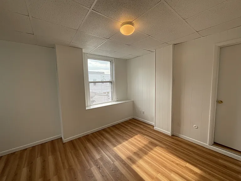 60 Chambersburg St #4 — Photo 3