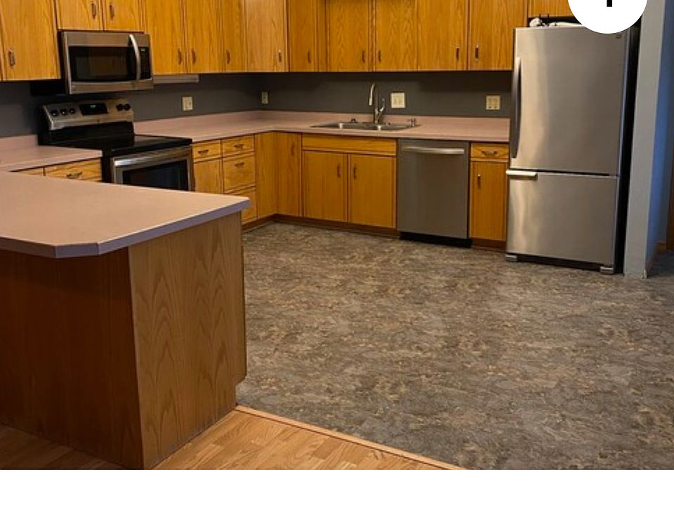 1st image of 105 2nd Ave NE APT 214