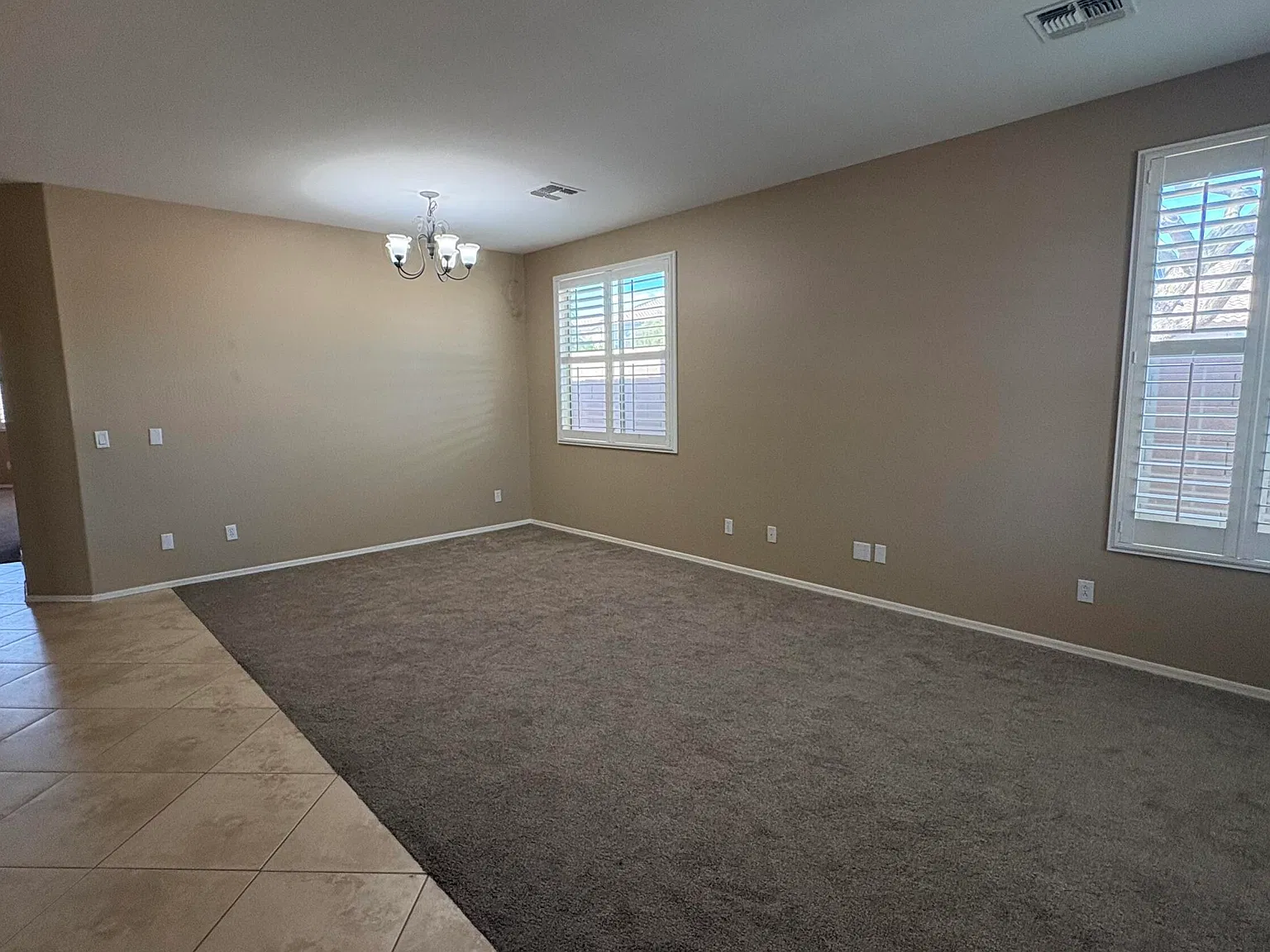 4 bed, 2.0 bath, 2166 sqft, $2,225 — Photo 2