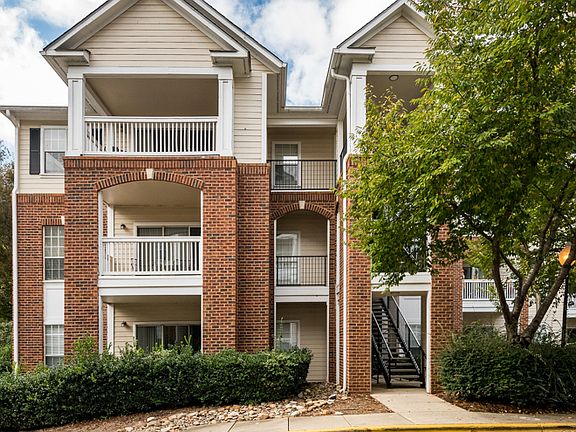 2nd image of 1420 Estates Ave #2226