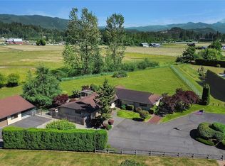25830 SE 398th St, Enumclaw, WA 98022