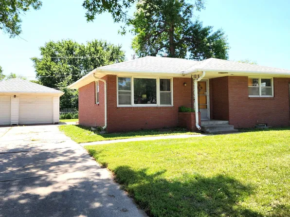 631 W C St, Lincoln, NE 68522