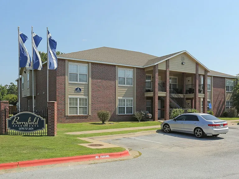 Berryfield Apartments — Photo 1