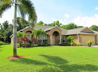 526 SW Comet Port St, Port Saint Lucie, FL 34953