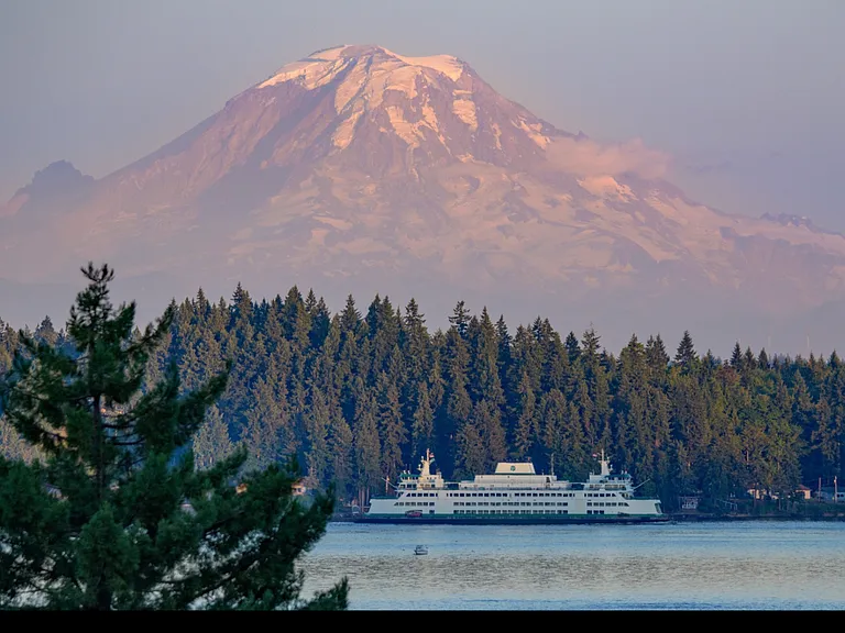 Mt Rainier and Ferry from Illahee Dock- 3 minute drive