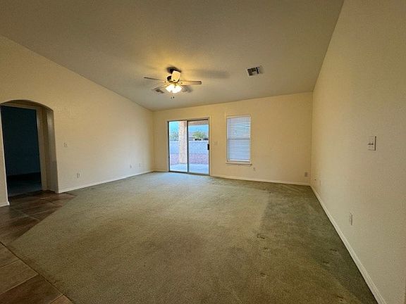 5th image of 2855 La Paloma Dr