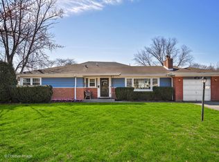 1440 Evergreen Ter, Glenview, IL 60025