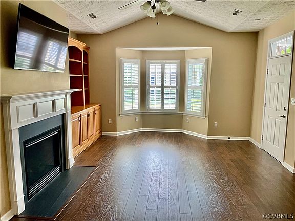 3rd image of 255 Pumpkin Pl Unit 255