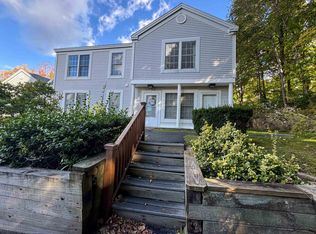 432 South St APT B3, Bennington, VT 05201