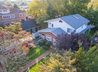 36 Center Dr, Whitestone, NY 11357