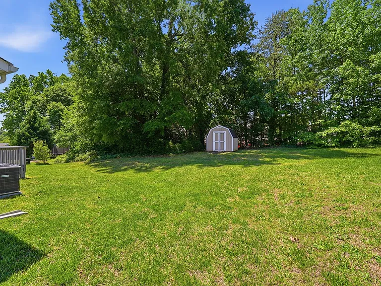 9740 Veronica Dr — Photo 22