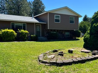 7168 N Colfax St, Dalton Gardens, ID 83815
