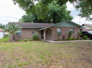 960 N 11th St, Eagle Lake, FL 33839