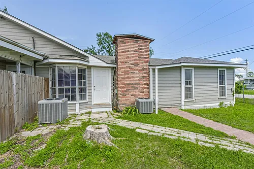14249 Brownsville St Photo 1