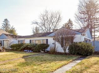 235 3rd St, Downers Grove, IL 60515