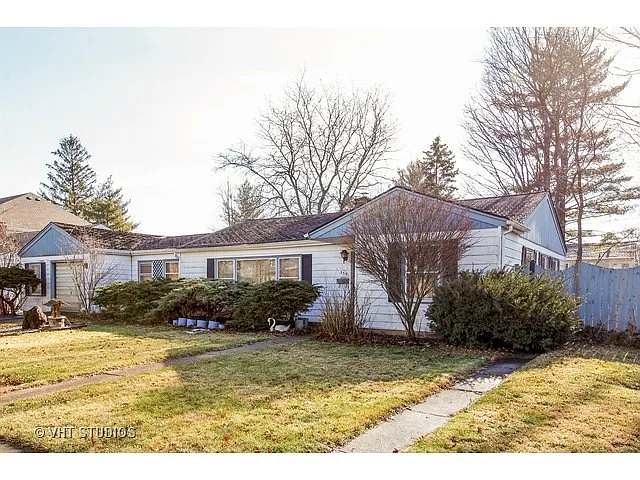 235 3rd St photo 1