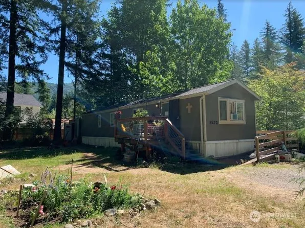 8272 Golden Valley Blvd, Maple Falls, WA 98266