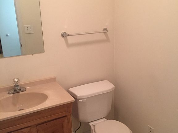 3rd image of 253 McNeil St #1