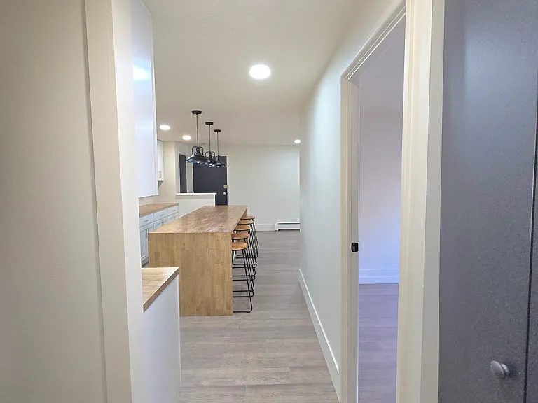 3624 Westwood Northern Blvd — Photo 3