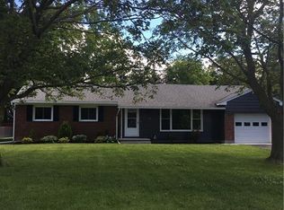 17 Fordham Dr, Batavia, NY 14020