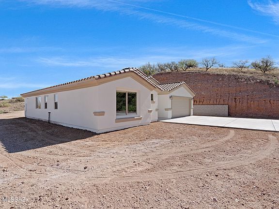 5th image of 979 Calle Amarillo