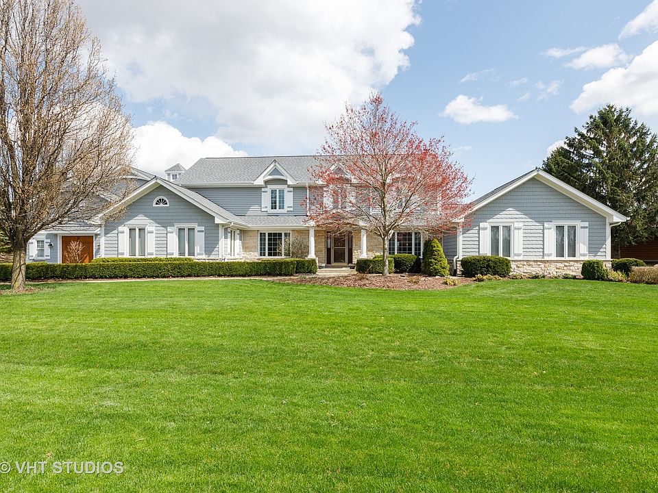 1st image of 9S155 Chandelle Dr