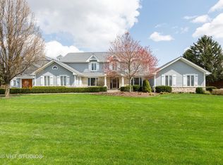 9S155 Chandelle Dr, Naperville, IL 60564