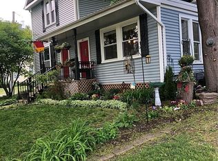 310 Wright Ct, Libertyville, IL