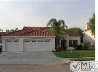 16855 Kinzie St, North Hills, CA 91343