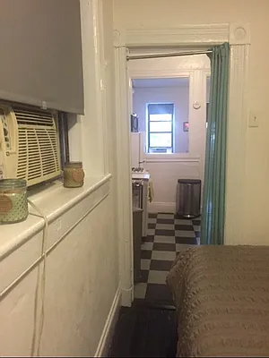 Rented by City Heights Realty | media 28