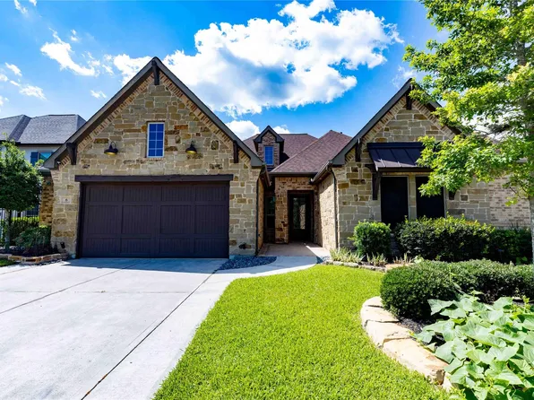 6 Canopy Green Dr, Tomball, TX 77375