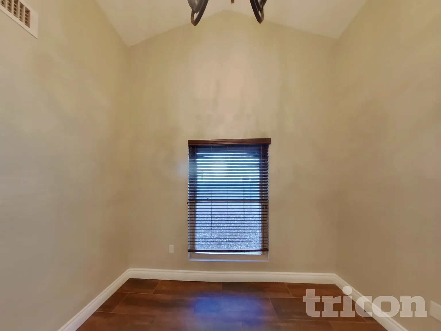 1345 N Rosemont Mesa AZ — Photo 3